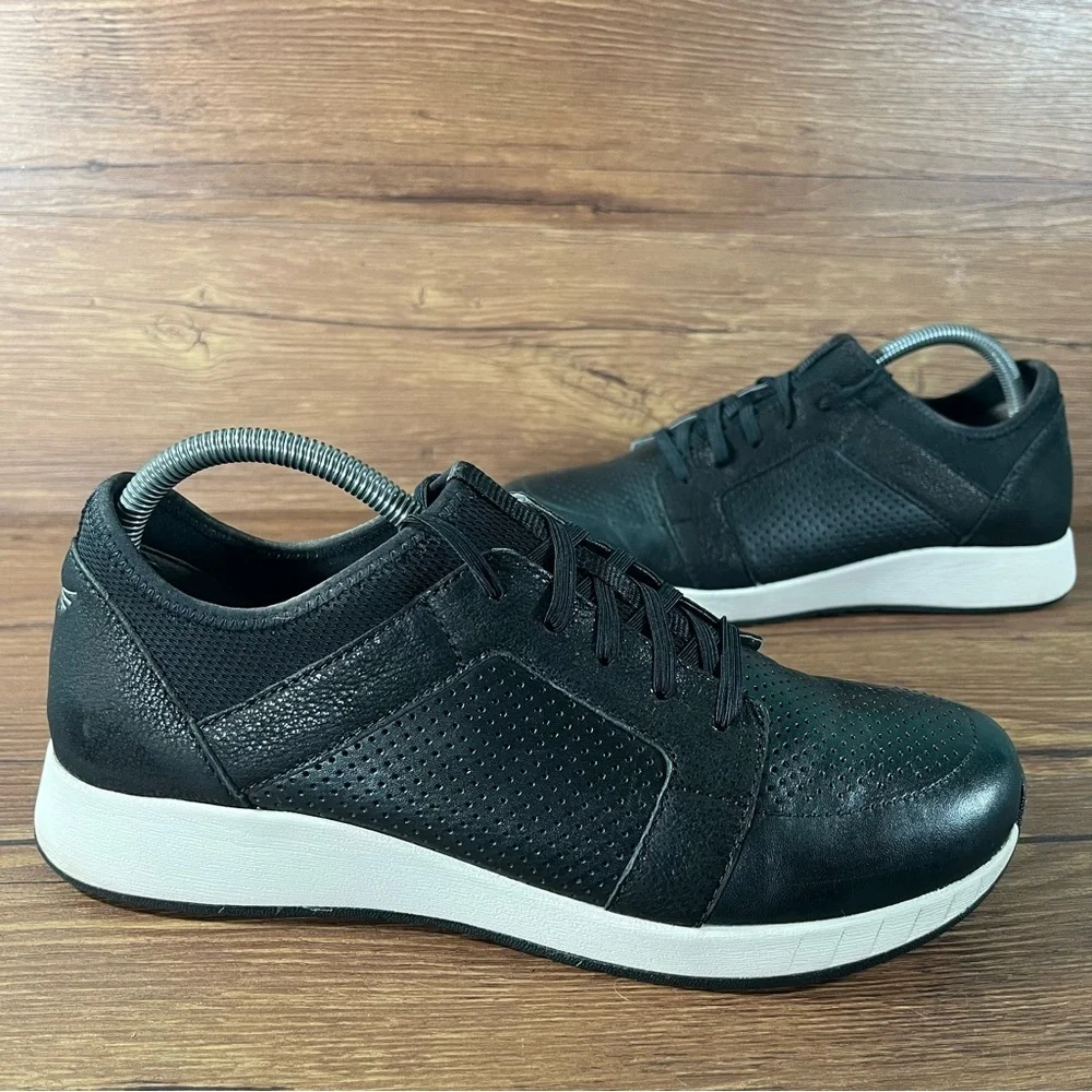 Dansko Cozette Black Leather Orthotic Sneakers Women’s Size 9.5 (40)‎ Shoes